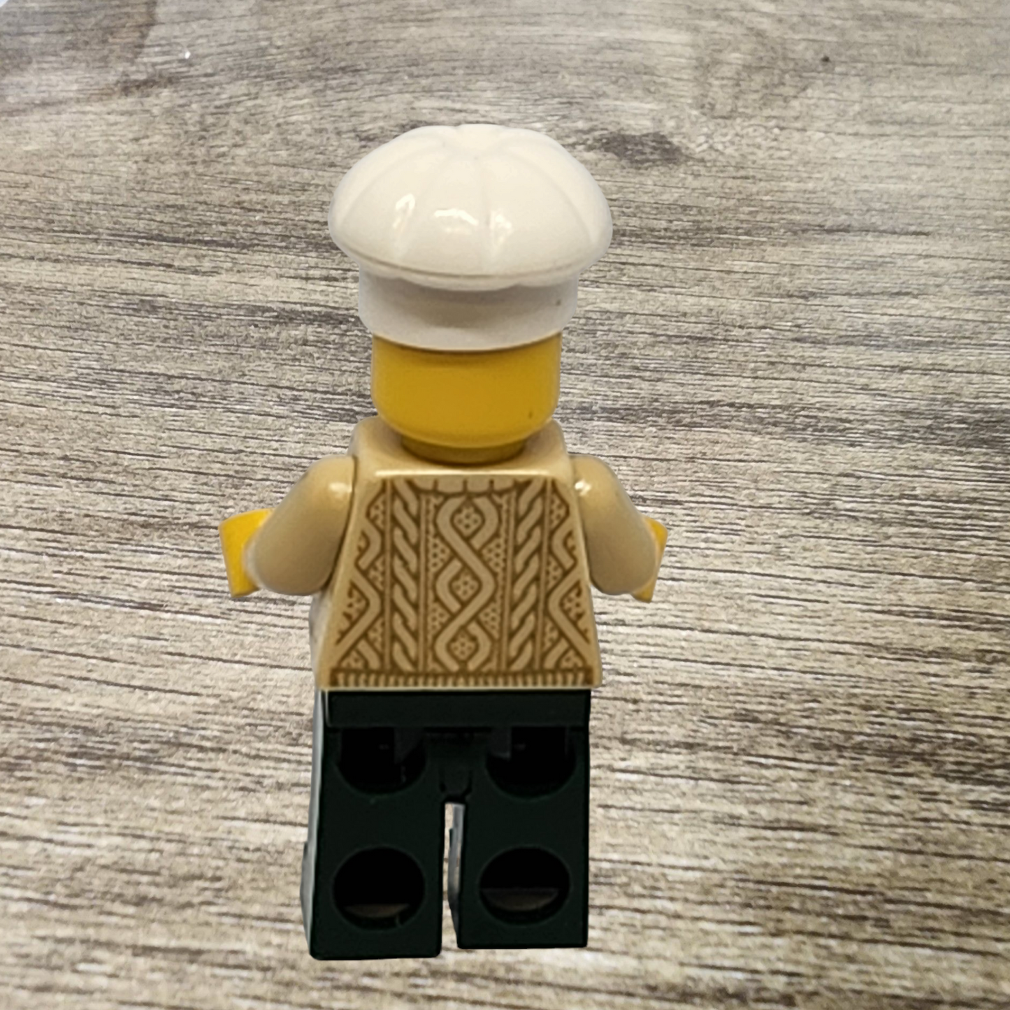 Chef Lego Minifigure Tan Knit Sweater Bushy Mustache hol129 2018 Day 17 60201