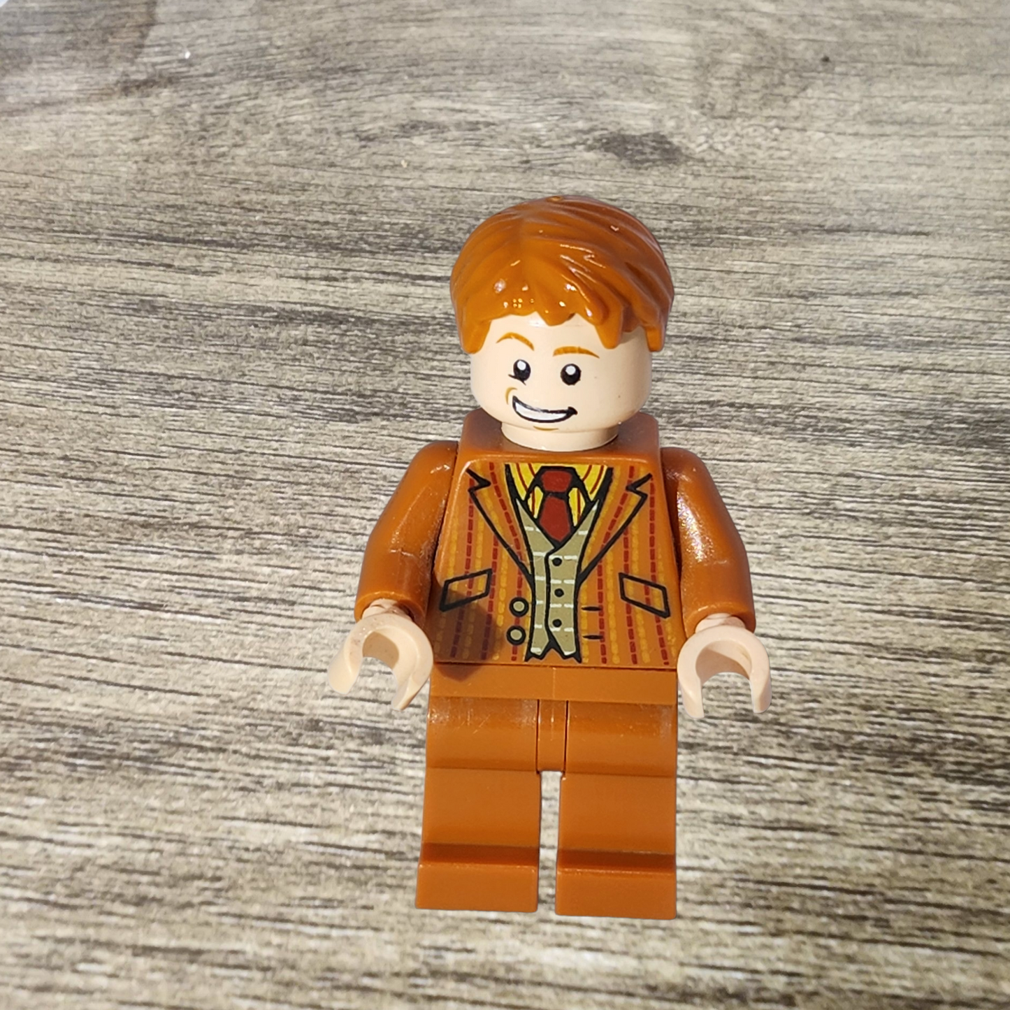 Fred / George Weasley Dark Orange Suit Lego Minifigure hp122 Harry Potter